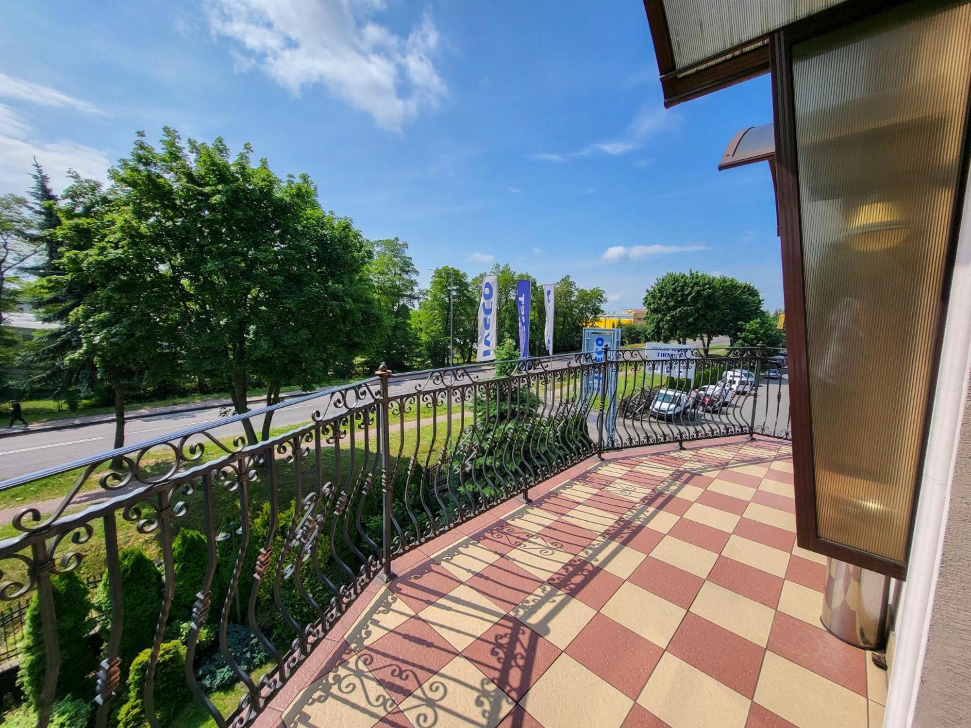 Hotel Hesperus Międzyrzec Podlaski Dış mekan fotoğraf